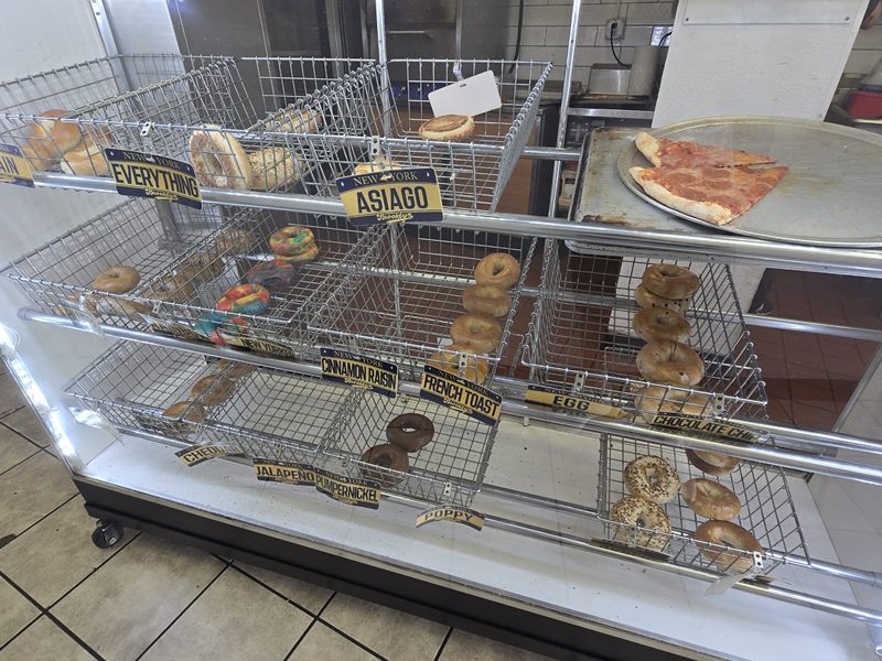 NY Bagel & Deli Pizza interior